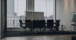 Виклик на допит до НАБУ чи ДБР: права свідка і підозрюваного